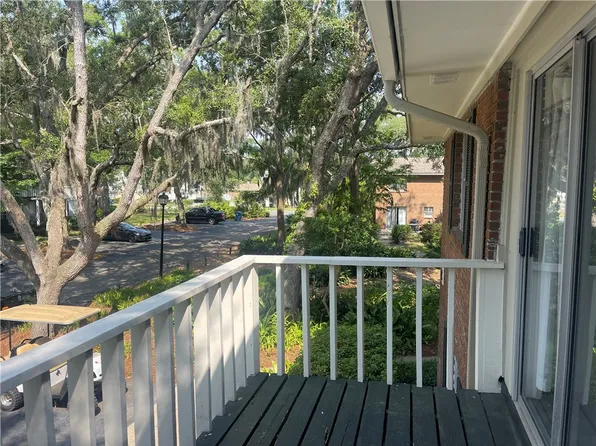 800 Mallery St #C-30, Saint Simons Island, GA 31522