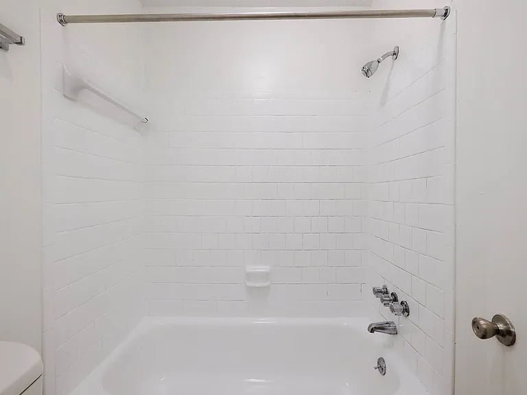 Hampton Hall | Comfort, Convenience, & Community All In One — Photo 181