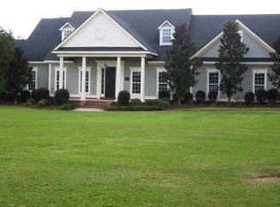 5616 Griffin Dr, Hahira, GA 31632