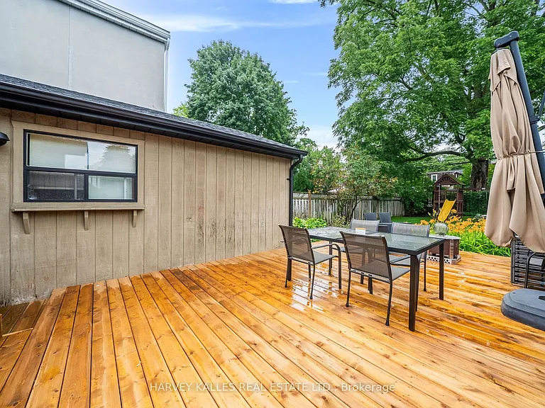 67 Falcon St — Photo 41