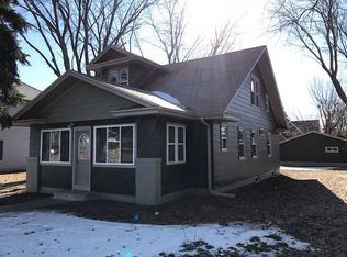 107 E Douglas St, Oneill, NE 68763
