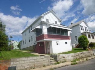 87 3rd St, Larksville, PA 18651