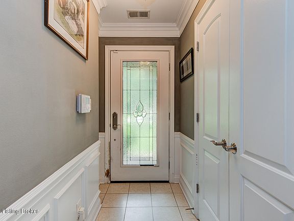3rd image of 10615 Harrison Ln