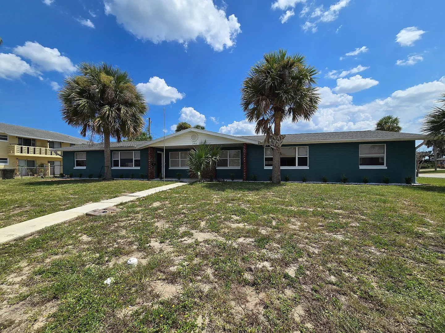 Fully updated 2-bedroom, 1-bath home in Daytona Beach — Photo 2