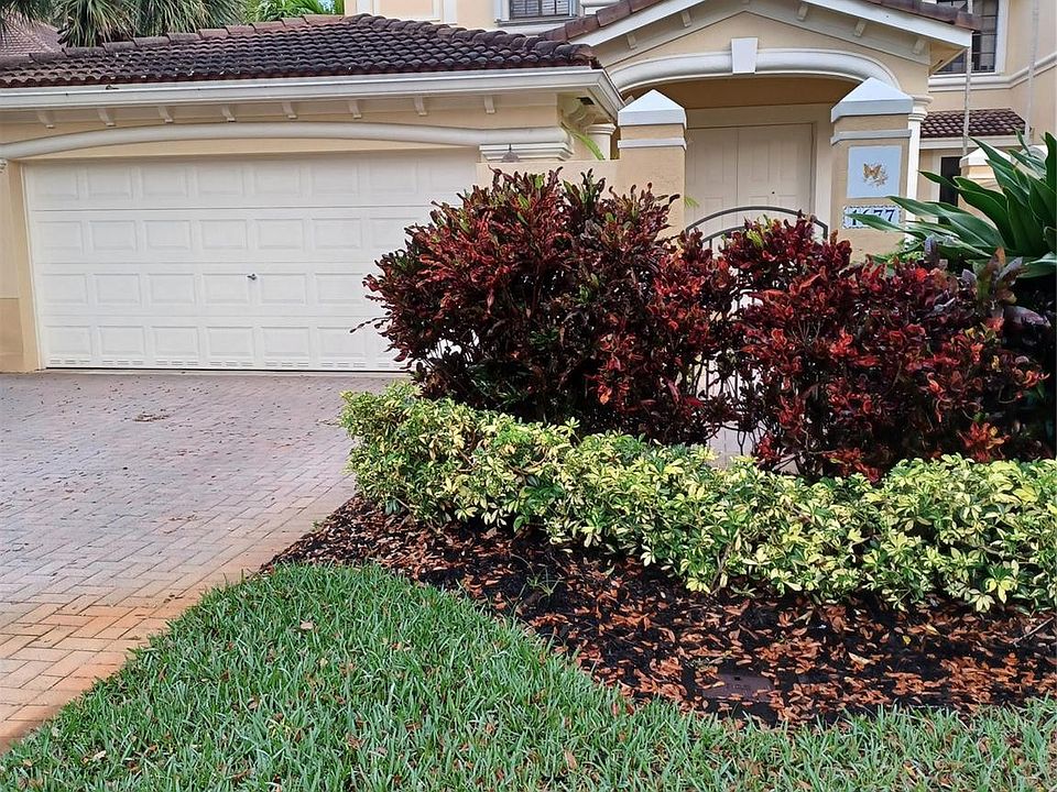 1st image of 1677 Passion Vine Circle #1