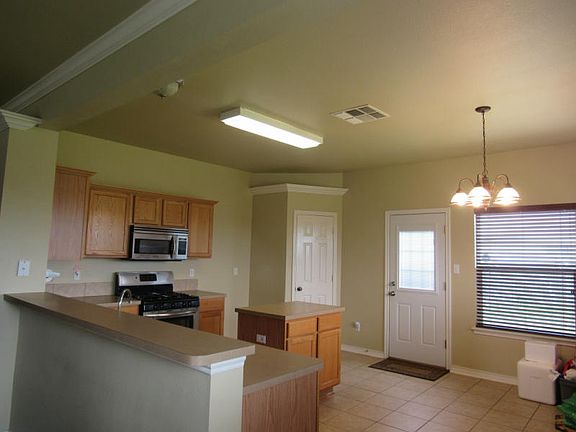 2nd image of 6638 Fenwick Dr