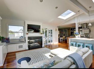 61 Granada Dr, Corte Madera, CA