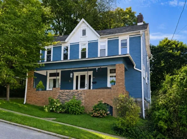 615 N 7th St, Apollo, PA 15613