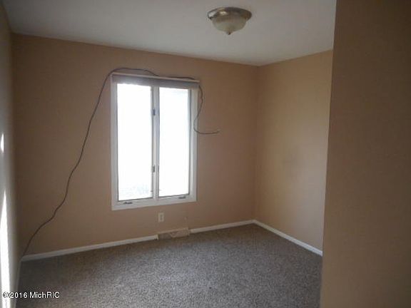 4th image of 2111 Innwood Dr SE