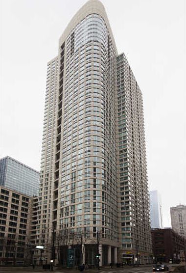 1st image of 345 N La Salle Dr APT 1604