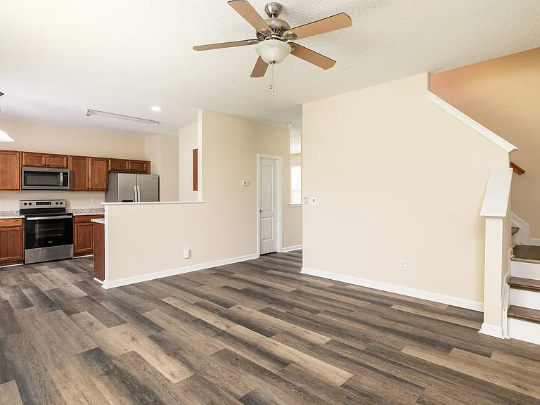 3804 Raintree Dr — Photo 14