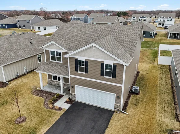 10651 Whitney Pl, Crown Point, IN 46307