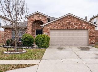 10448 Hideaway Trl, Fort Worth, TX 76131