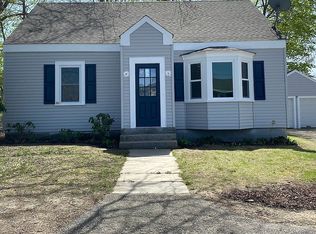 8 Leal Ter, Newport, RI 02840