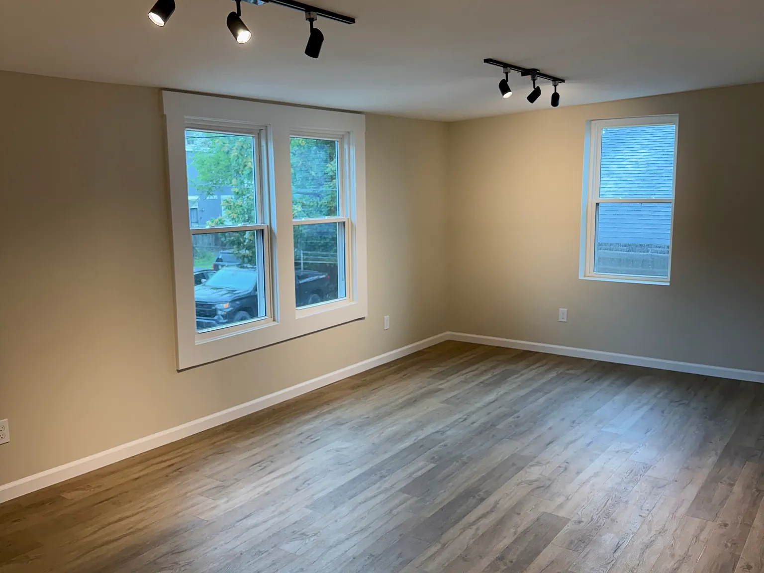2 bed, $1,650 — Photo 4