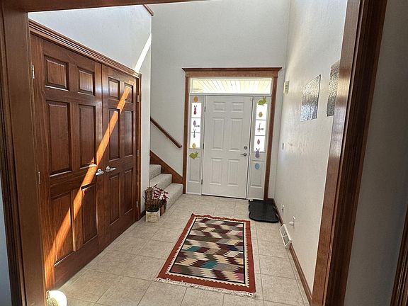 4th image of 180 E River Dr #1
