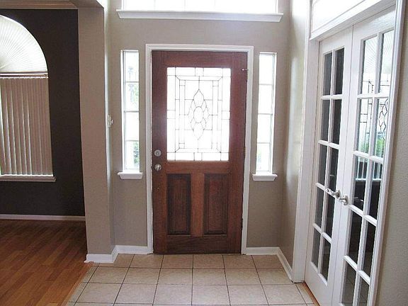 3rd image of 16126 Constitution Ln