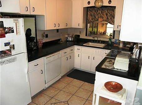 2nd image of 120 Virginia Ct