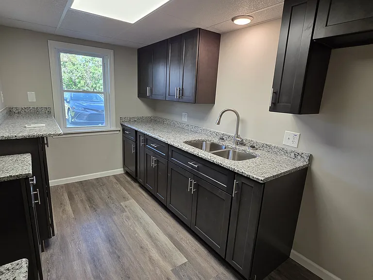 1110 Pines Rd #B — Photo 5
