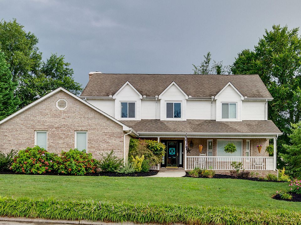 1st image of 815 Somerset Dr