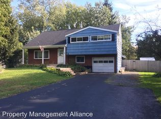 4 Gull Path, Liverpool, NY 13090