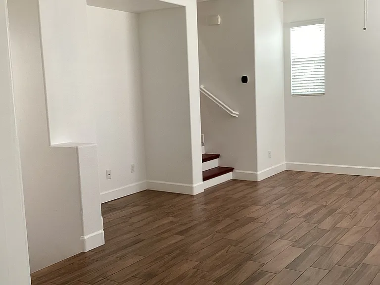44917 Bellflower Ln — Photo 4
