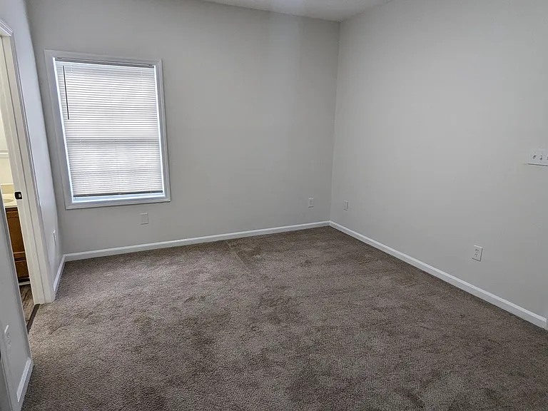 1425 College Heights Rd #205 — Photo 39