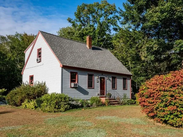 26 Rochester Avenue, Rochester, NH 03867