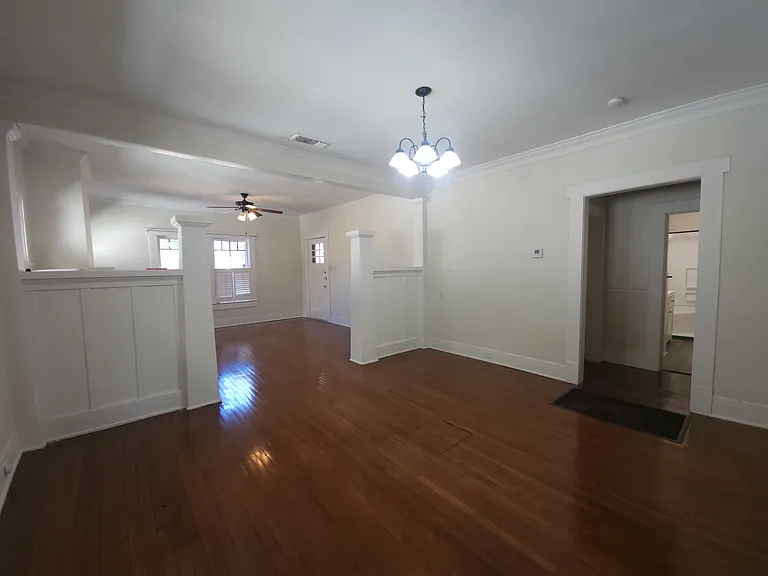 1138 W Magnolia Ave — Photo 11