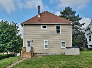 25 E Broadway Ave, Girard, OH 44420