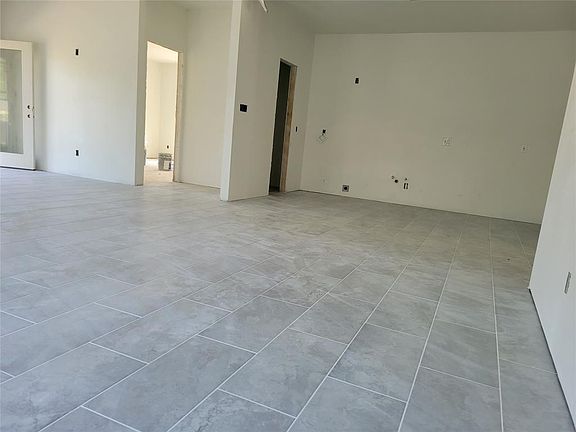 4th image of 58 Road 5102 #L