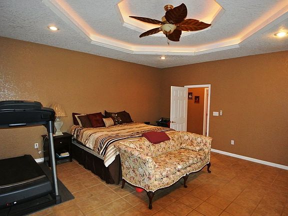 4th image of 601 Magnolia Ave