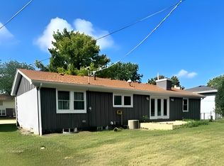 2095 W Grace St, Kankakee, IL 60901