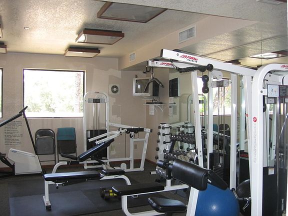 FITNESS, 5 HEATED POOLS