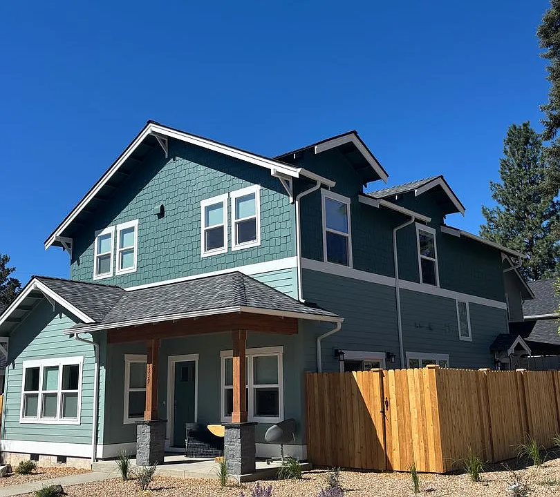 605 NW Portland Ave