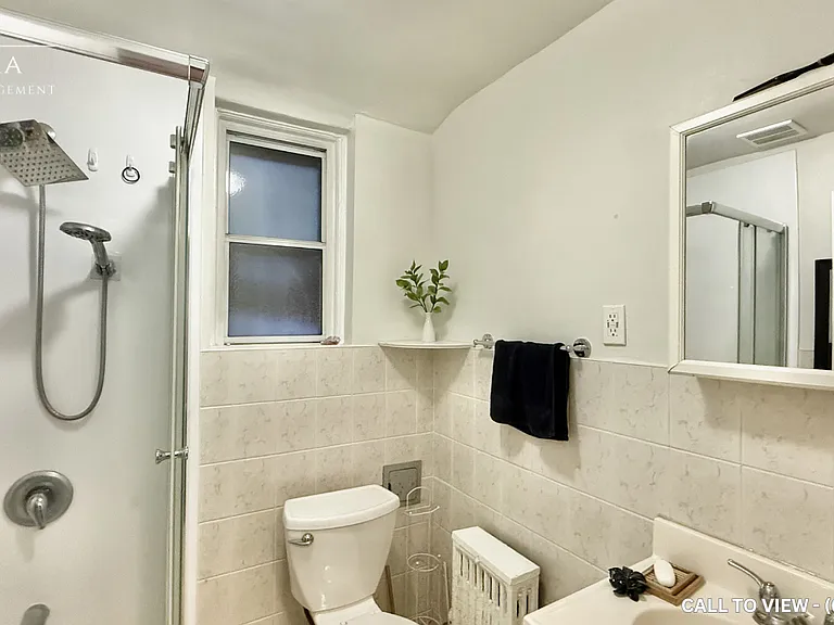 330 Arlington Ave #2 — Photo 6