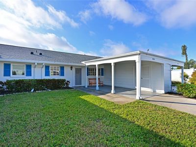9514 Colonial Dr, Bradenton, FL, 34210