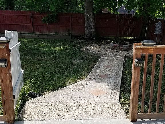 back yard/fire pit
