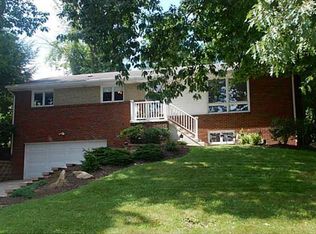 327 Long Dr, Pittsburgh, PA 15241