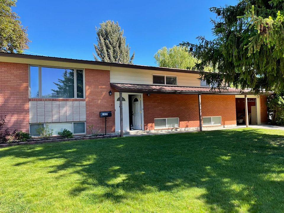 1st image of 1920 Nixon Cir