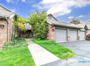 1204 Hidden Ridge Rd, Toledo, OH 43615