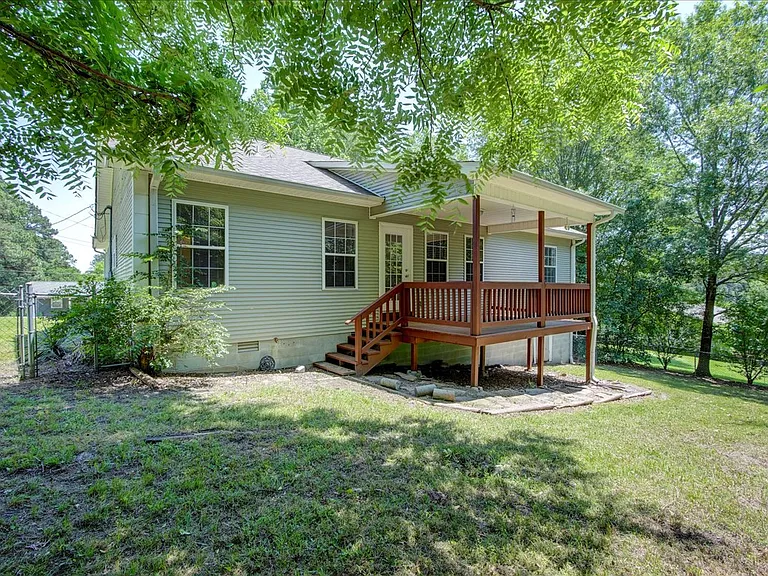 328 Cain Rd — Photo 22