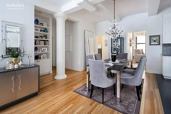 Sold by Sotheby's International Realty | media 7