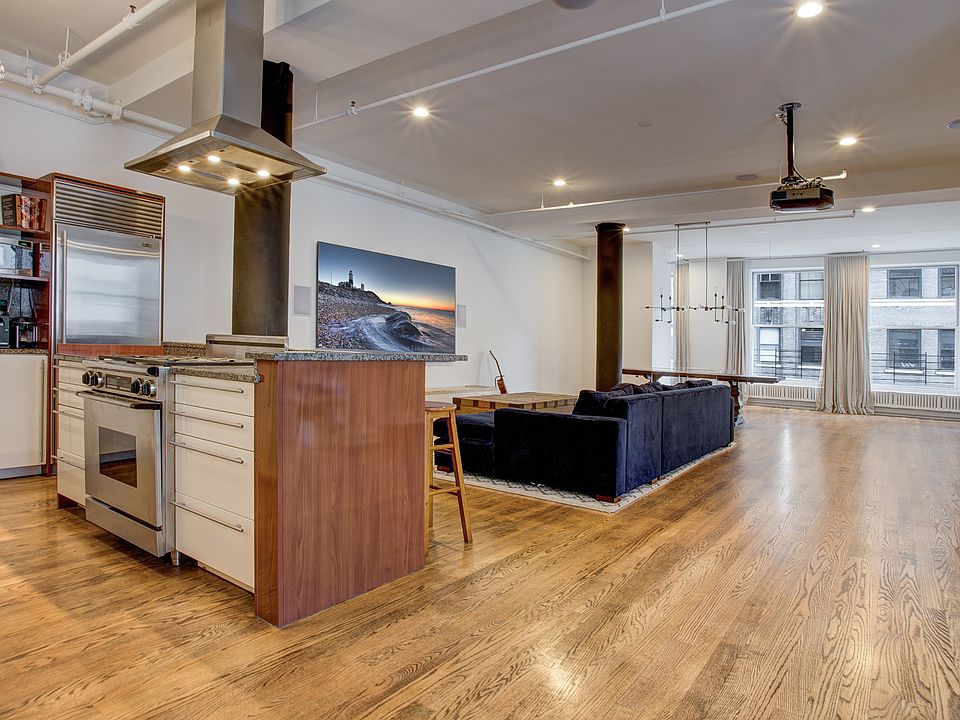 1st image of 9-15 Murray St #8W