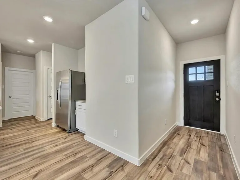 9848 Sweet Flag Ct — Photo 2