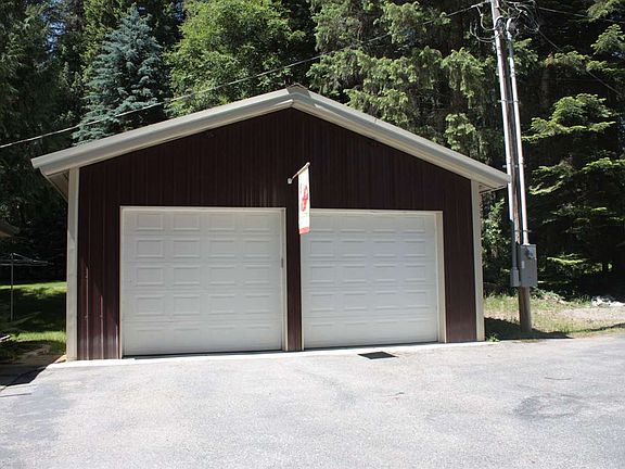 3rd image of 435509 Highway 20