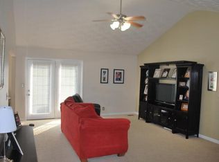 303 Park Ridge Dr, Mount Washington, KY 40047