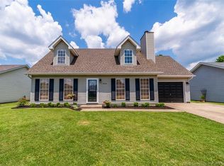 1826 Fall Run Ct, New Albany, IN 47150