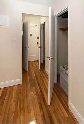 Rented by RealTegrity NY LLC | media 40