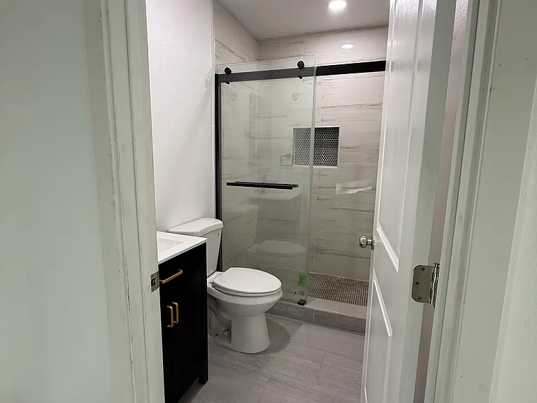 14273 Eastridge Dr — Photo 28